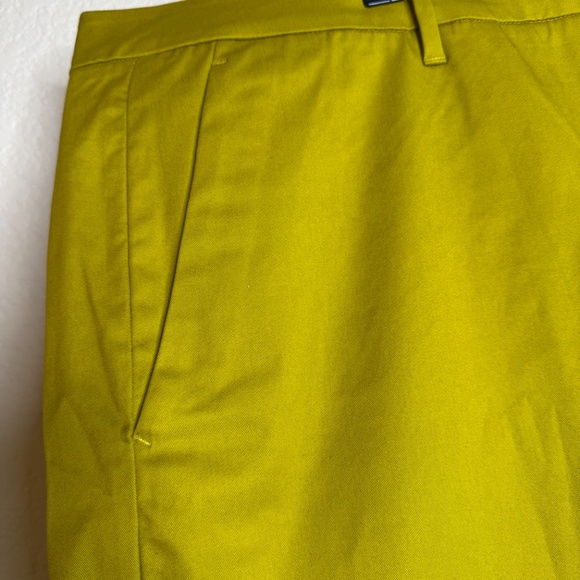 Olive Green Women's Cropped Pants - Picture 2 of 4